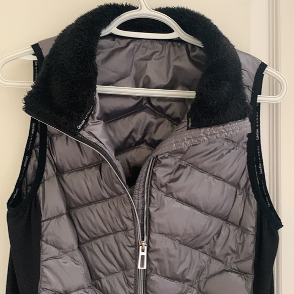 Calvin Klein vest - Picture 3 of 8